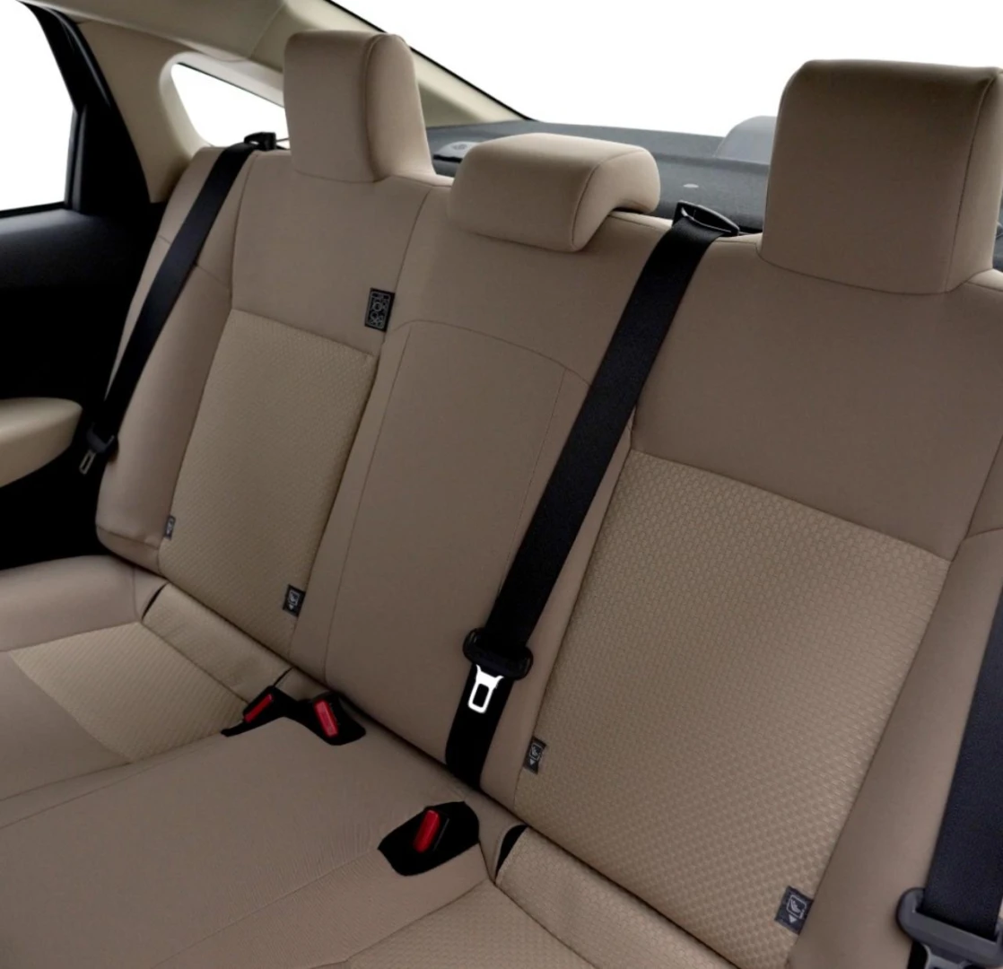 Toyota Yaris 2024 - Sedan Car thumbnail NaN